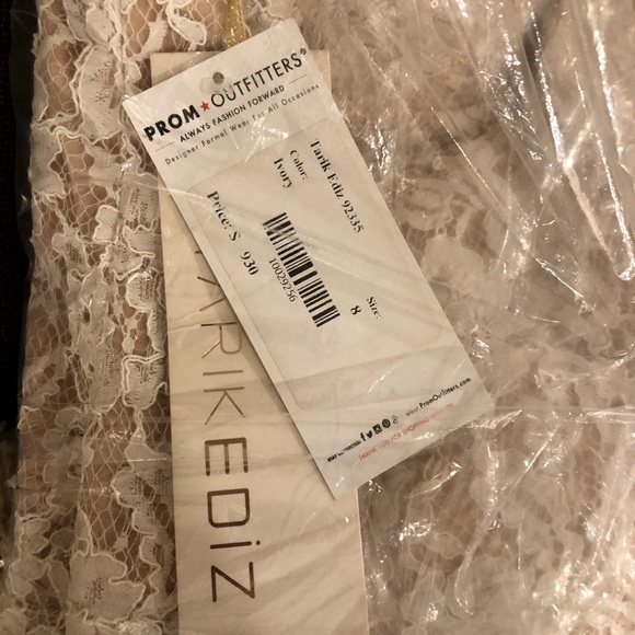 Tarik Ediz 92335 Ivory gown - Picture 5 of 8